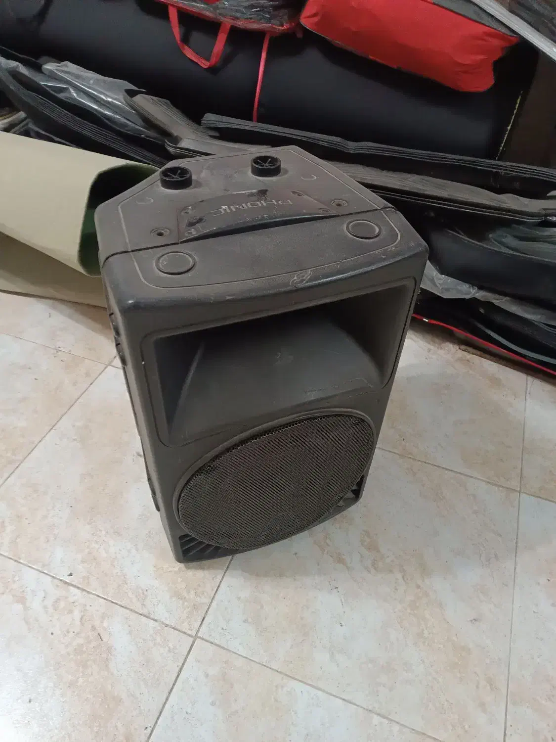 جعبه باند۱۲اینچ|سیستم صوتی خانگی|میانه, |دیوار