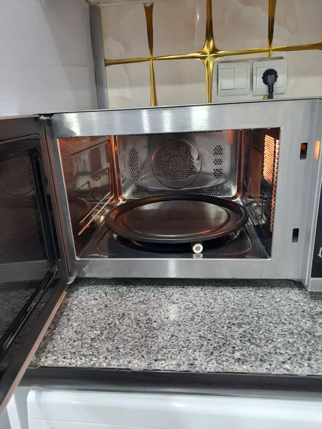 ماکروویو MEDION آلمان|اجاق گاز و لوازم برقی پختوپز|اهواز, کیانشهر|دیوار