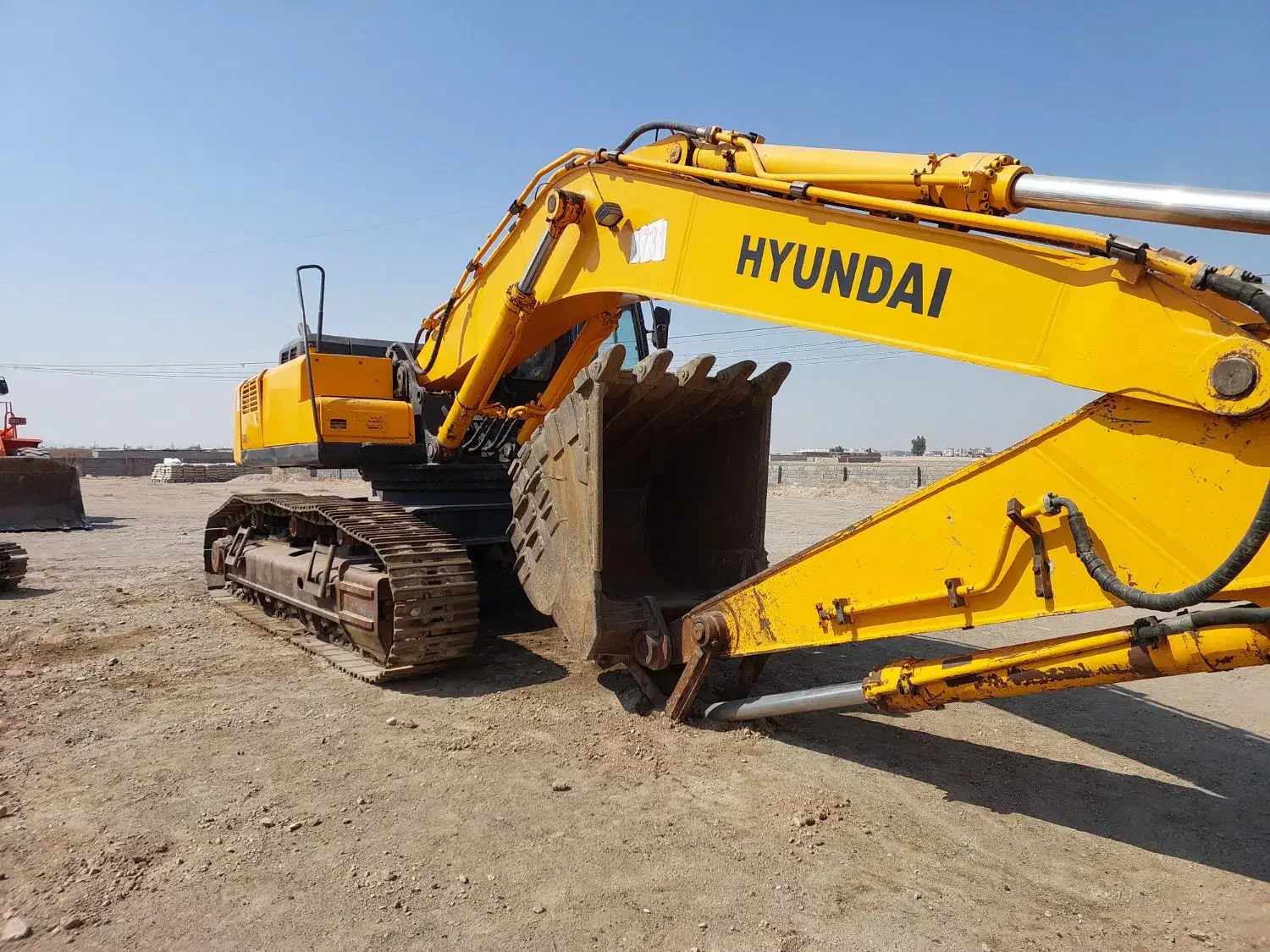 بیل مکانیکی 500 هیوندا ۲۰۱۲|خودرو سنگین|سیرجان, |دیوار