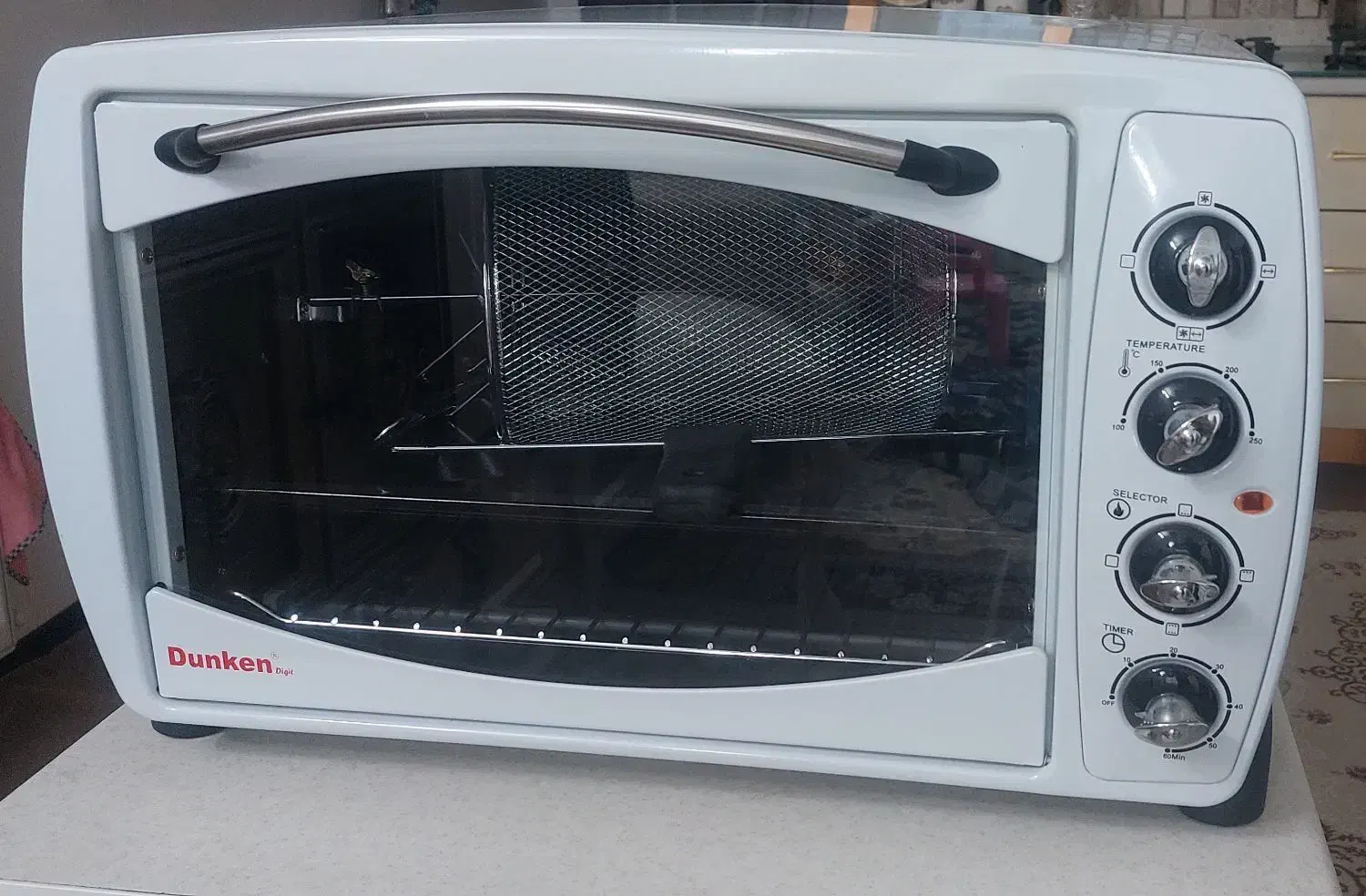 توستر جوجه گردان و چند وسیله برقی دیگر نو هستش|سایر لوازم برقی|قنوات, |دیوار