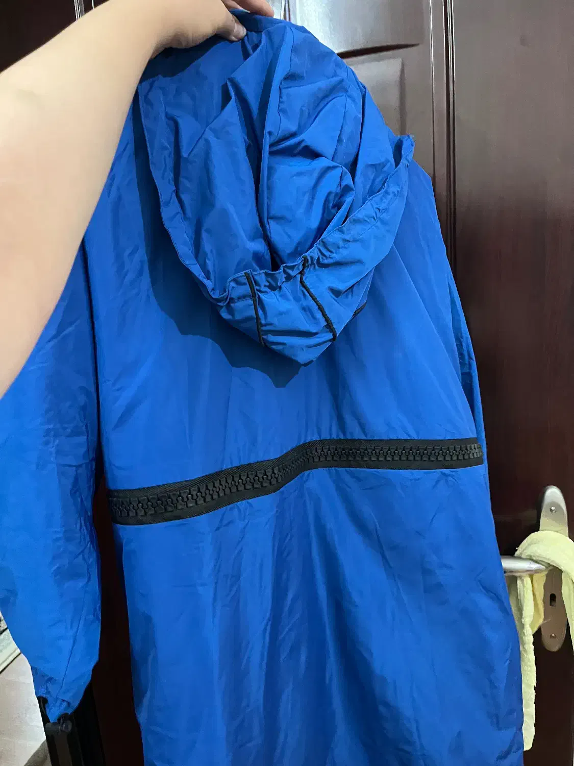 بارونی|لباس|شاهینشهر, نظامی|دیوار