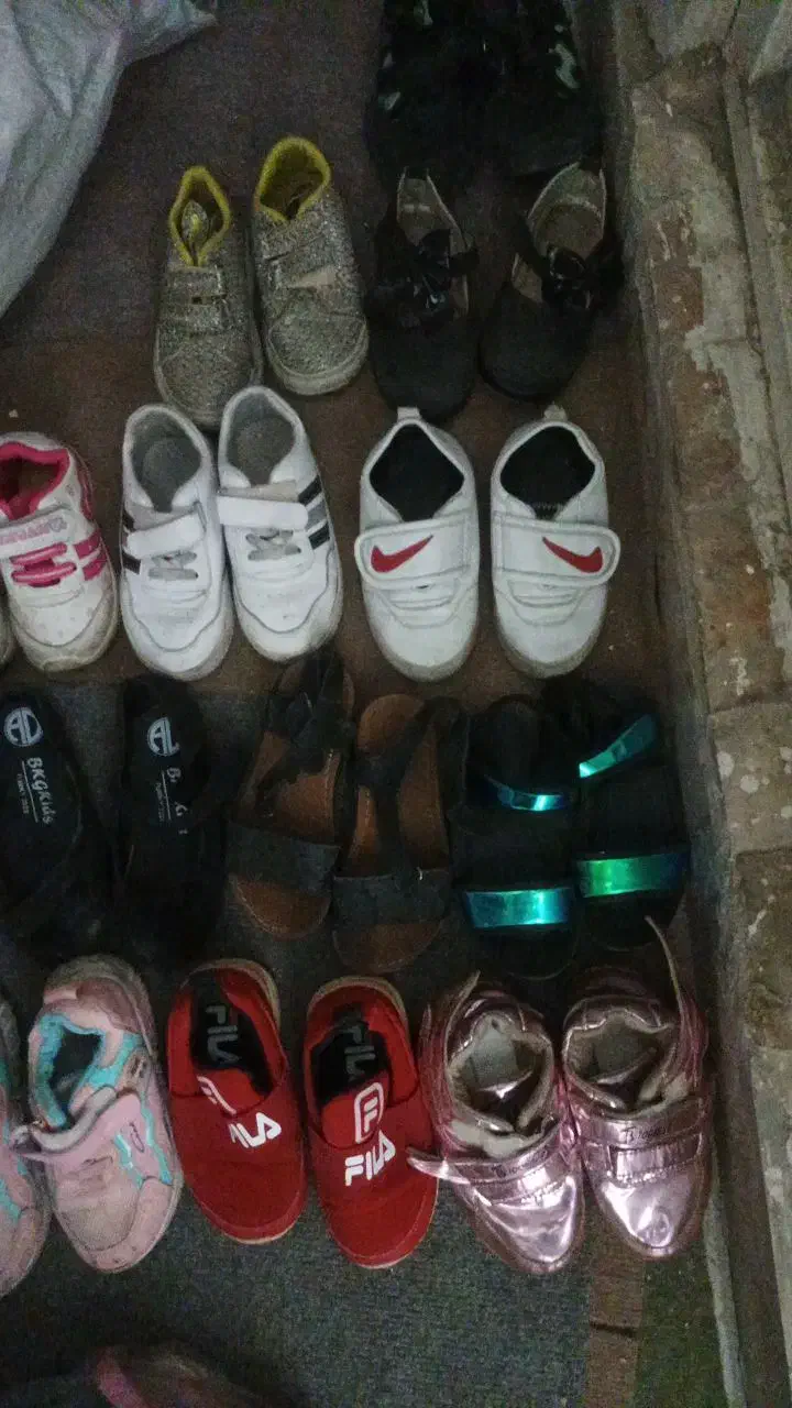 کفش و کیف|کیف، کفش، کمربند|ملایر, |دیوار