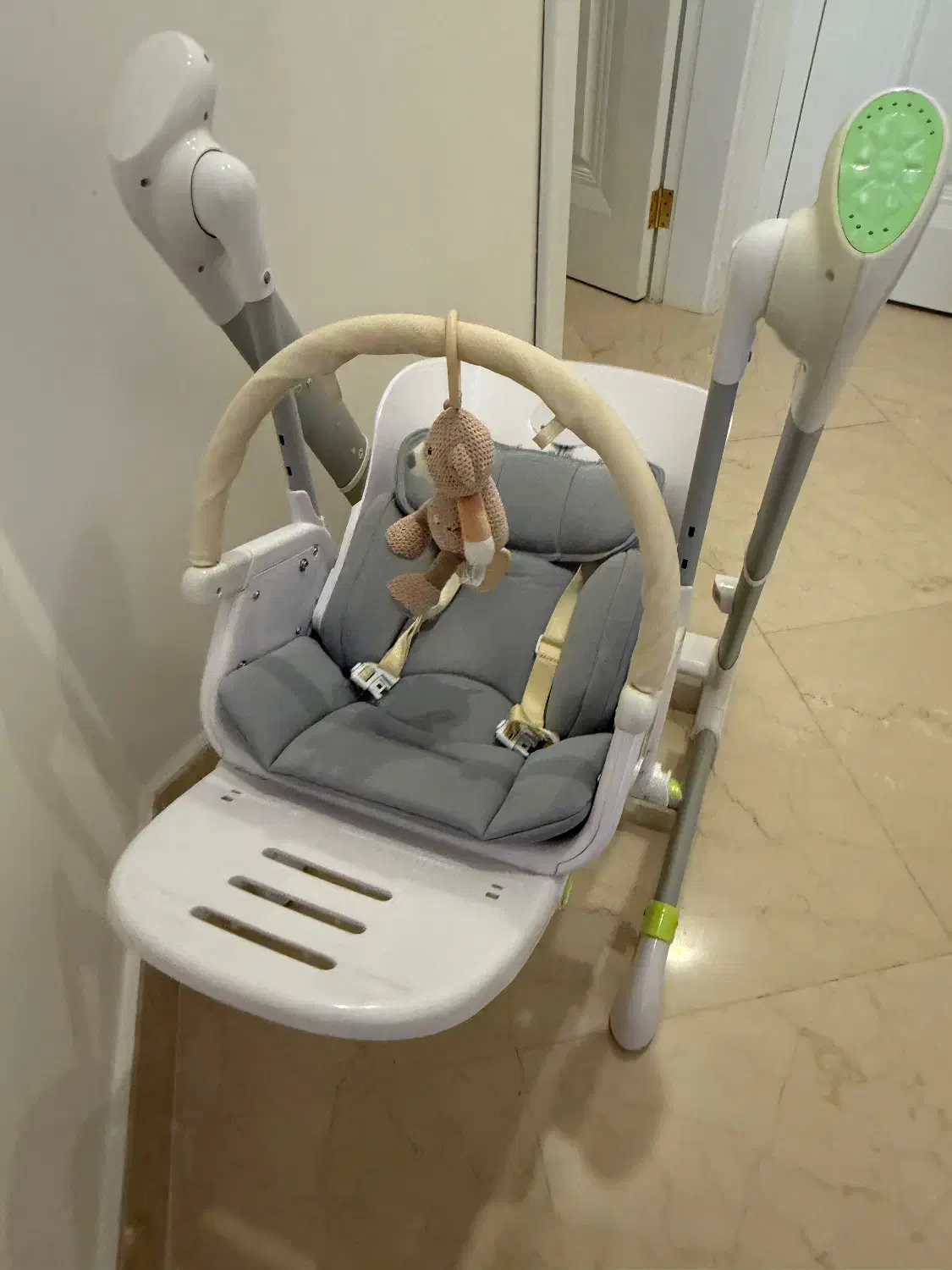 صندلی ایتالیایی غذا و تابشو برای نوزاد پالی (Pali)|میز و صندلی غذاخوری|تهران, محمودیه|دیوار