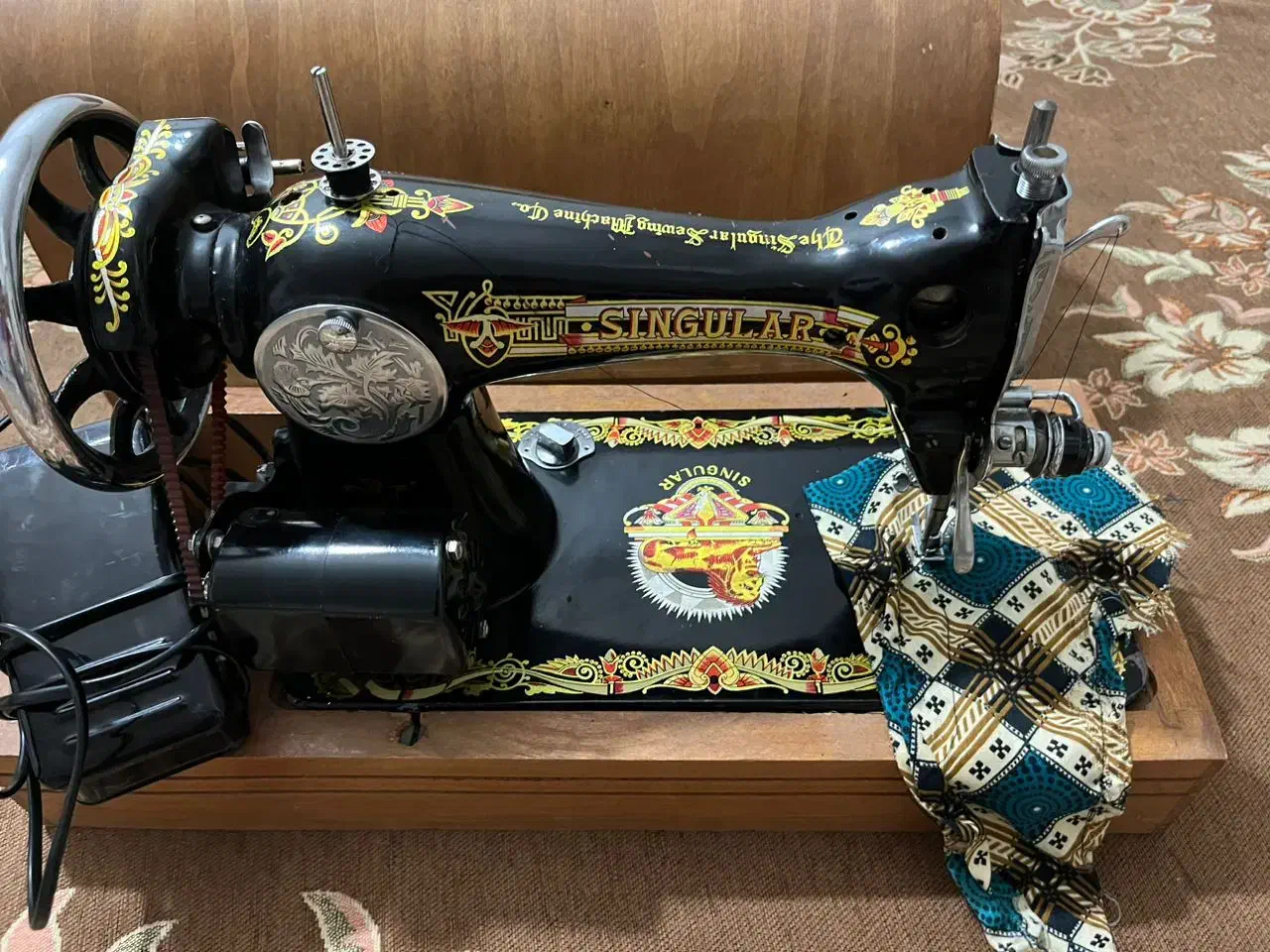 چرخ خیاطی|چرخ خیاطی و ریسندگی|خرم‌آباد, |دیوار