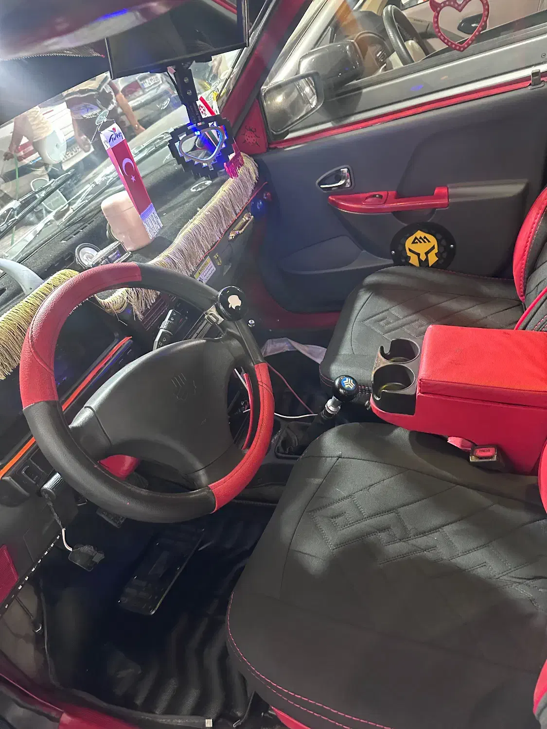 پراید هاشپک مدل ۸۳(نقد اقساط )|خودرو سواری و وانت|یزد, |دیوار