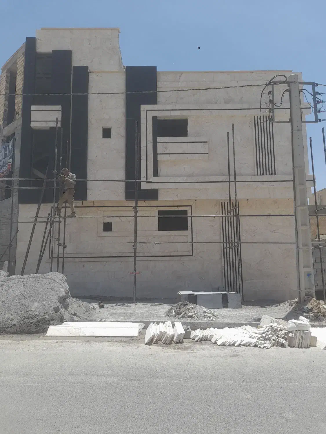 اجرای نمای آجرنما،اجرای نمای سنگ بازسازی ویلا ونما|خدمات پیشه و مهارت|بابل, |دیوار