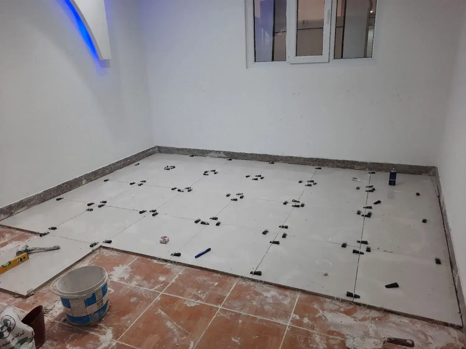 سرامیک کاری و کاشی کاری|خدمات پیشه و مهارت|آبادان, |دیوار