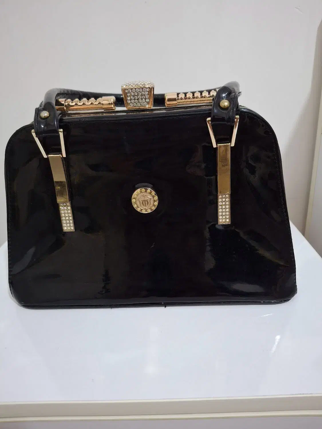 کیف ورنی|کیف، کفش، کمربند|گنبد کاووس, |دیوار