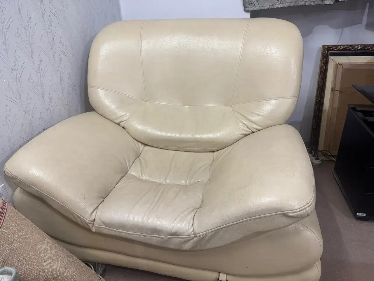 مبل|مبلمان خانگی و میز عسلی|مشهد, عامل|دیوار