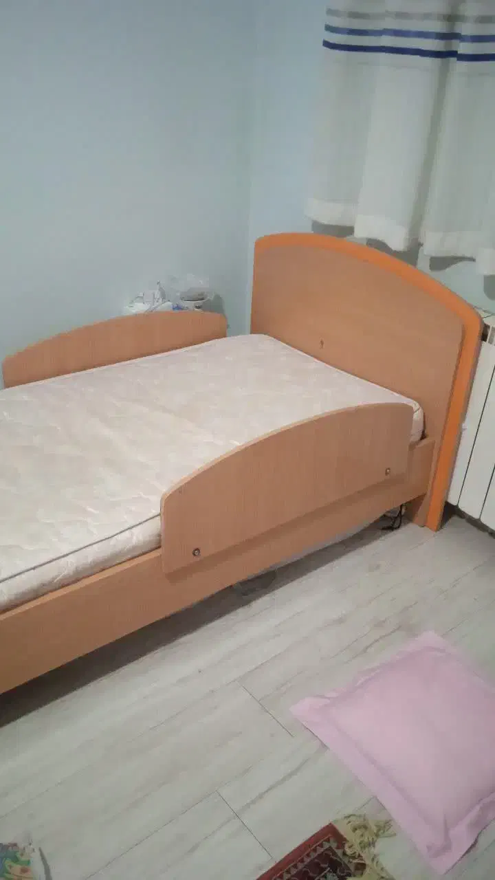 تخت نوجوان|تخت و سرویس خواب|اصفهان, خرم|دیوار