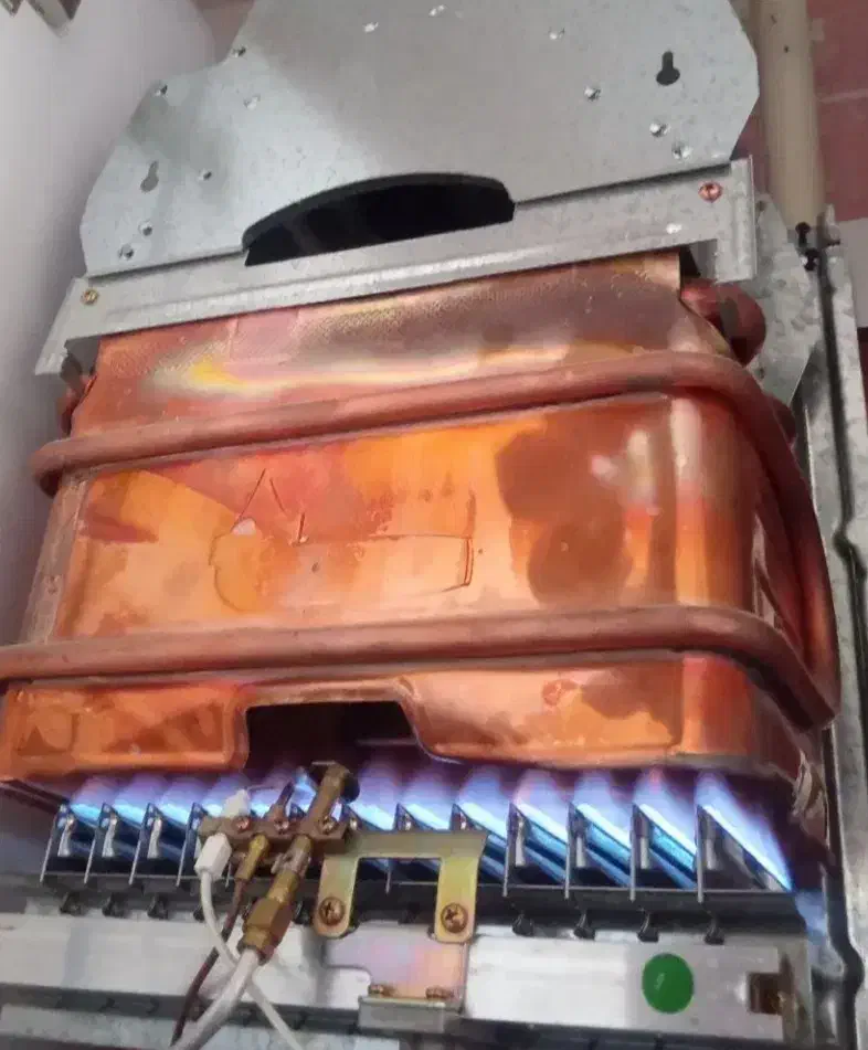 تعمیرات و نگهداری آبگرمکن های دیواری در منزل|خدمات پیشه و مهارت|سیرجان, |دیوار