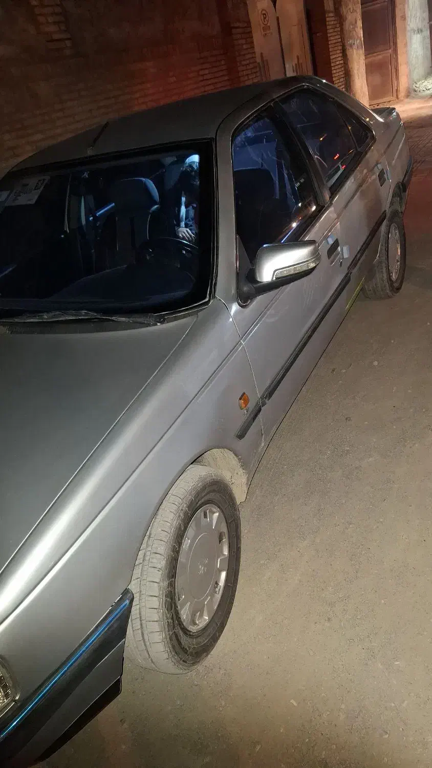 پژو 405  نقره ای پلاک اصفهان|خودرو سواری و وانت|بم, |دیوار
