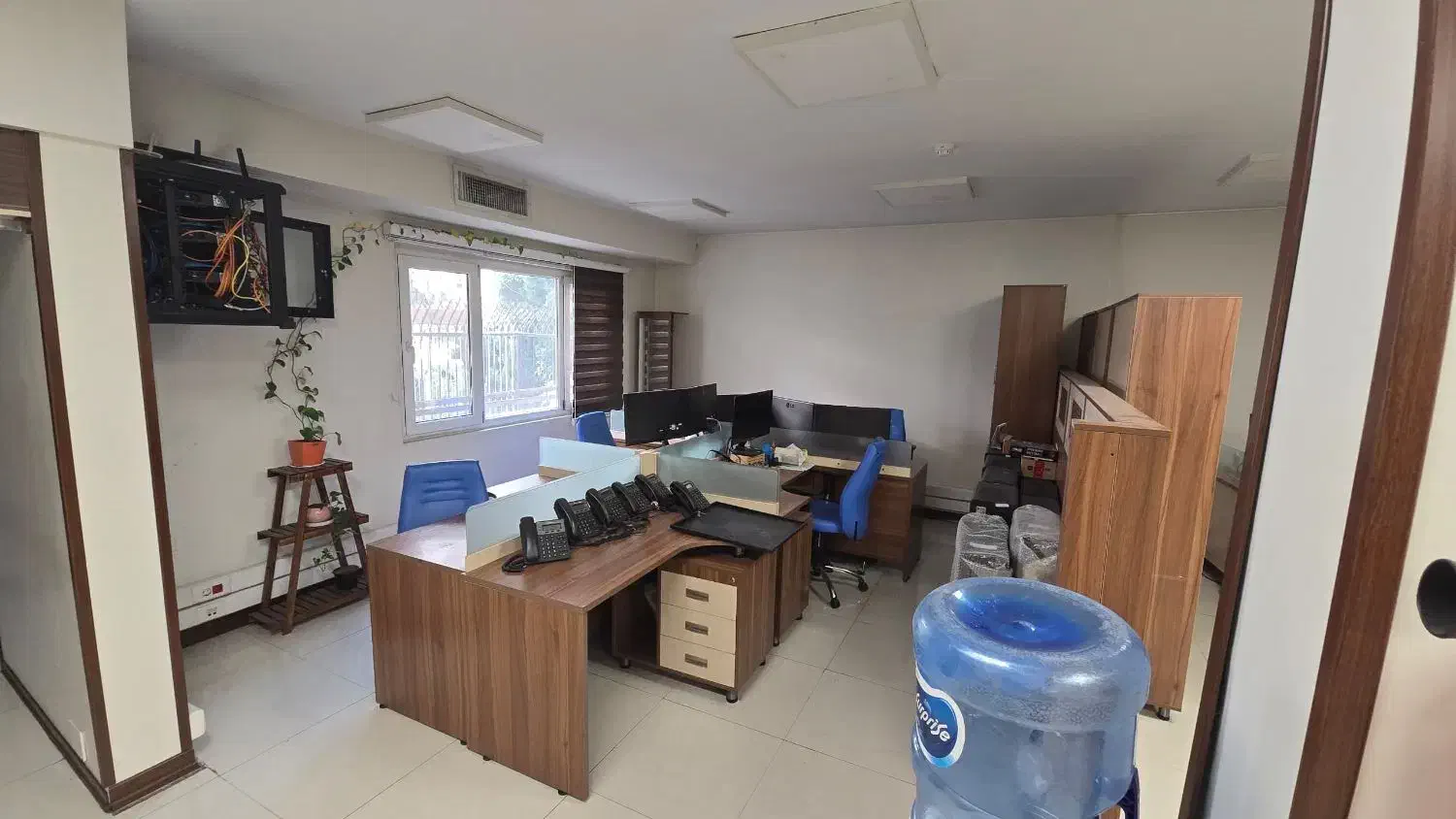 شمال فاطمی۲۴۰متر۱۰اتاق سنداداری|فروش دفتر کار، اتاق اداری، مطب|تهران, فاطمی|دیوار