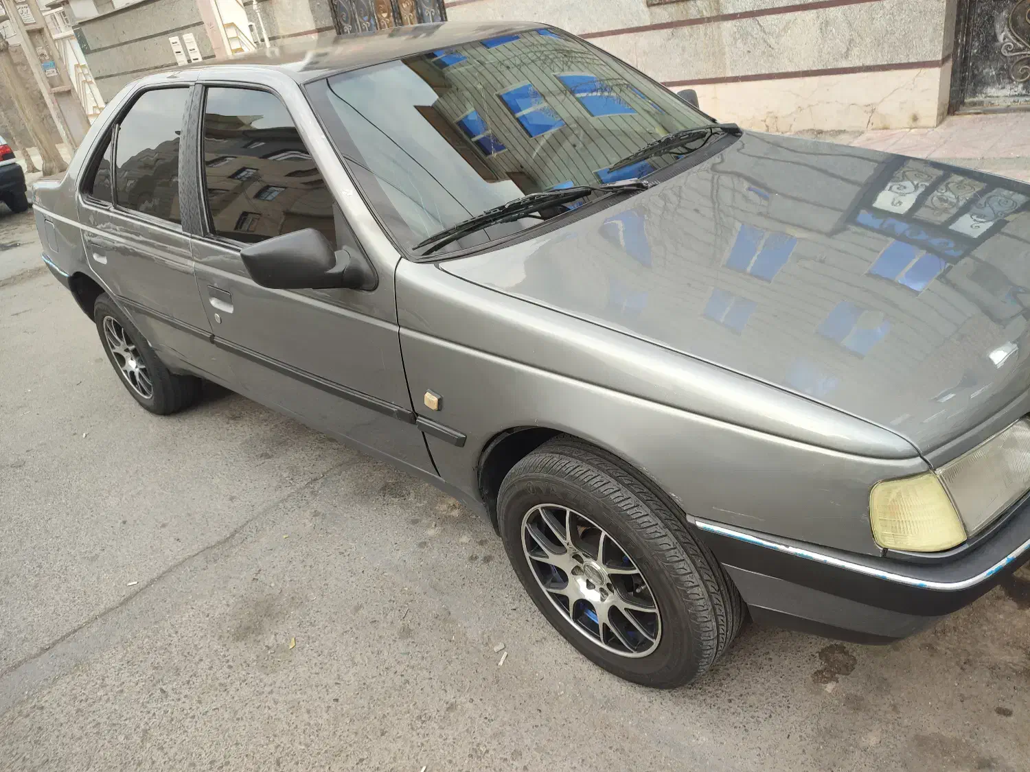 پژو۴۰۵ مدل۸۷|خودرو سواری و وانت|قرچک, زیبا شهر|دیوار