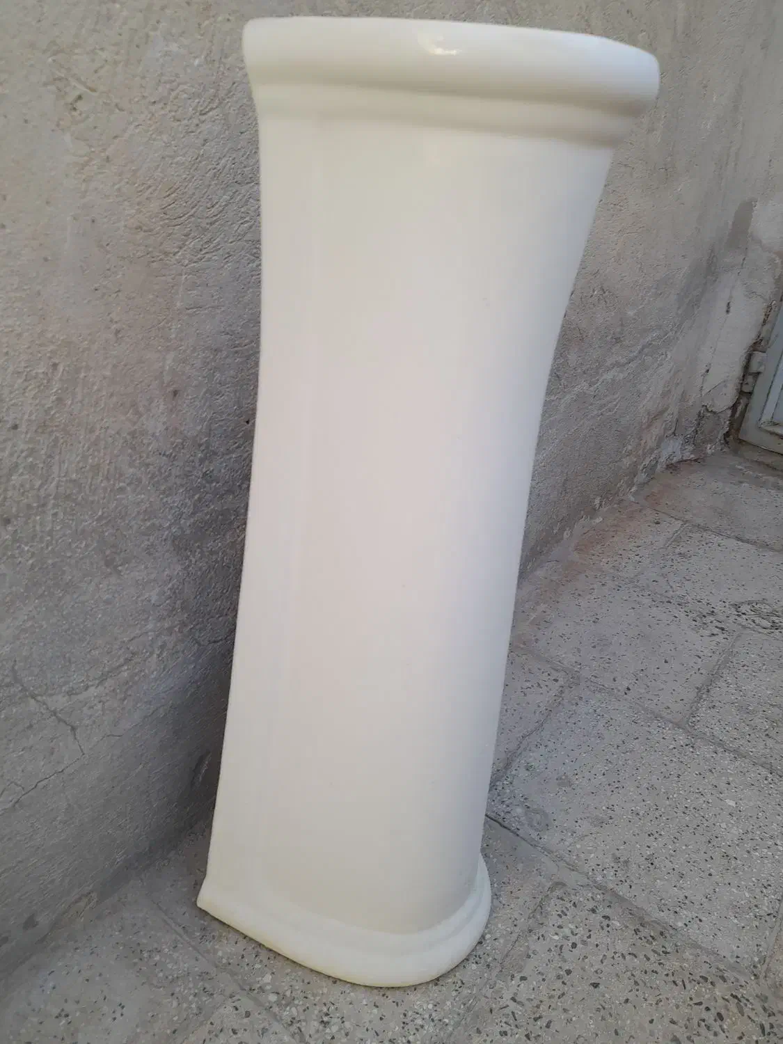 پایه روشوی|لوازم سرویس بهداشتی|قروه, |دیوار