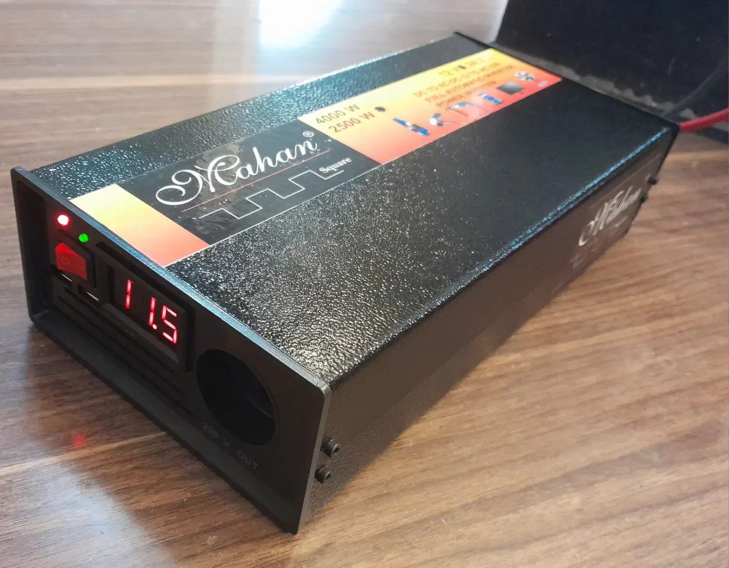 ژنراتور اینورتور ۲۶۰۰وات مبدل برق|ماشینآلات صنعتی|مشهد, هفده شهریور|دیوار