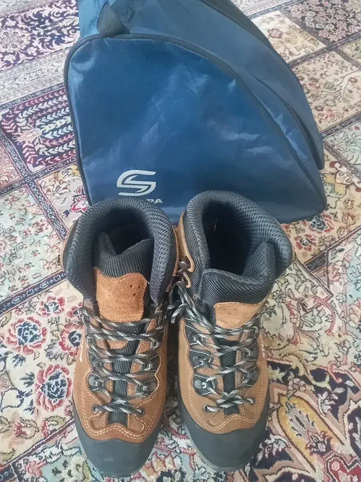 کفش کوهنوردی شر پاه ۳۹|کوهنوردی و کمپینگ|گرگان, |دیوار