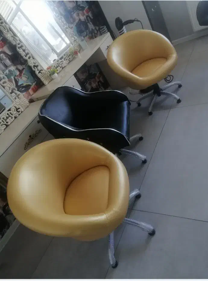 صندلی ارایشگاه|آرایشگاه و سالنهای زیبایی|شیراز, معالیآباد|دیوار