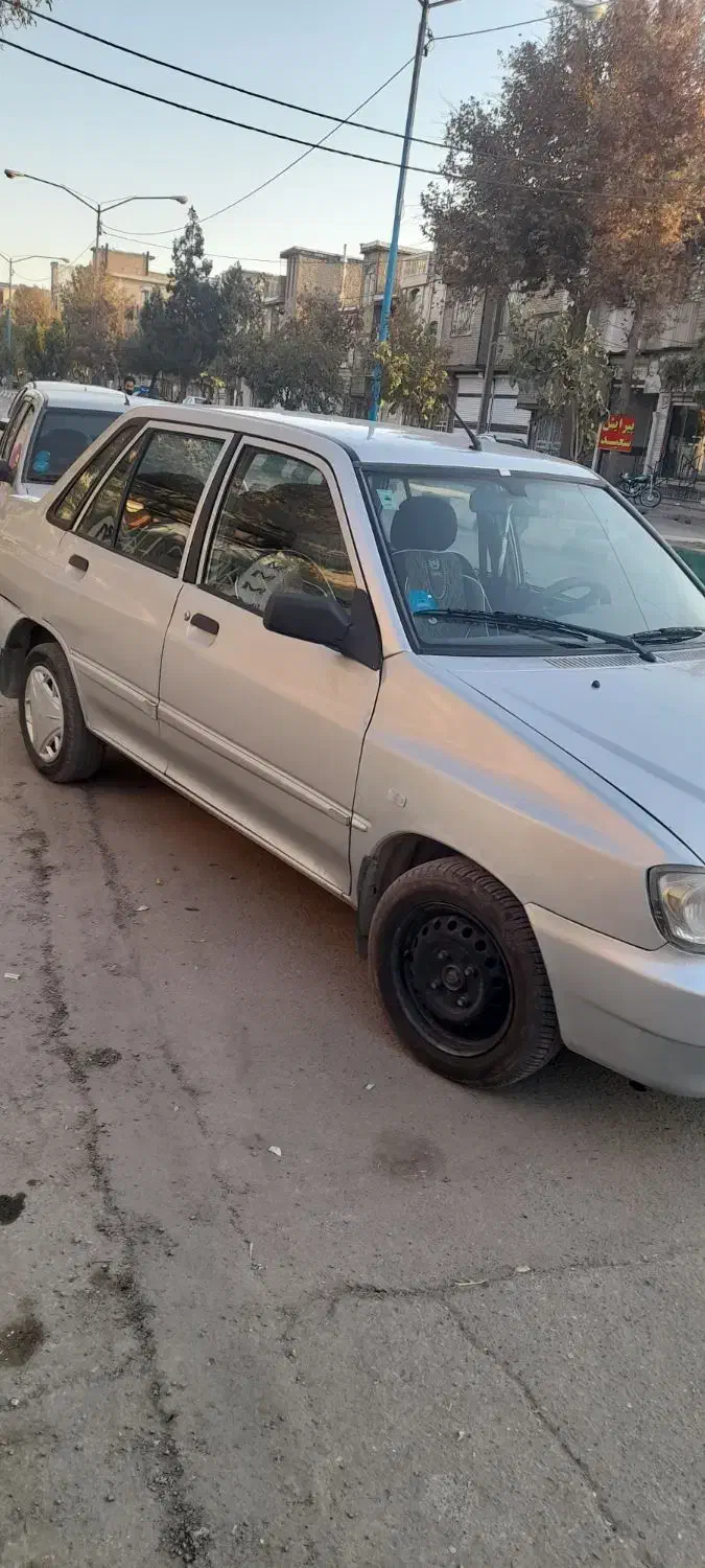 پراید ۱۳۲ مدل ۹۰|خودرو سواری و وانت|بروجرد, |دیوار