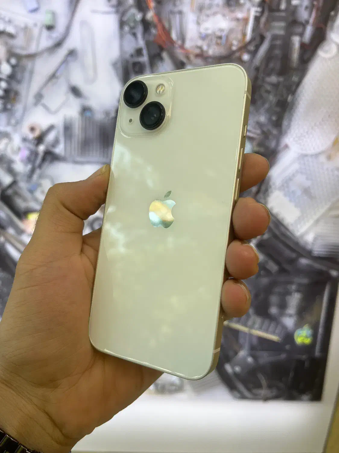 ایفون 13نرمال رنگ سفید پارت نامبرCH/A۱۲۸گیگ|موبایل|اصفهان, احمدآباد|دیوار