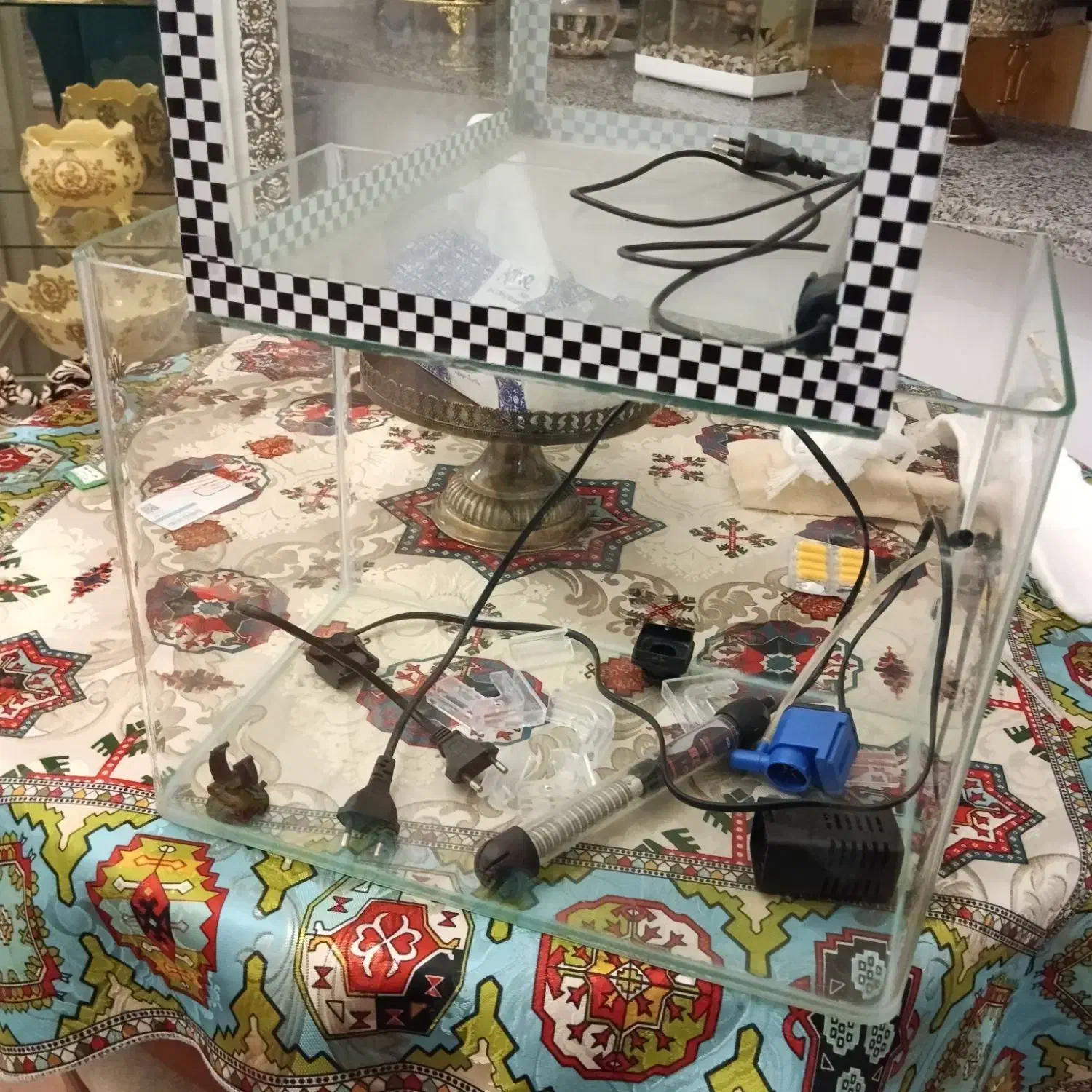 آکواریوم دو عدد|ماهی|خان ببین, |دیوار