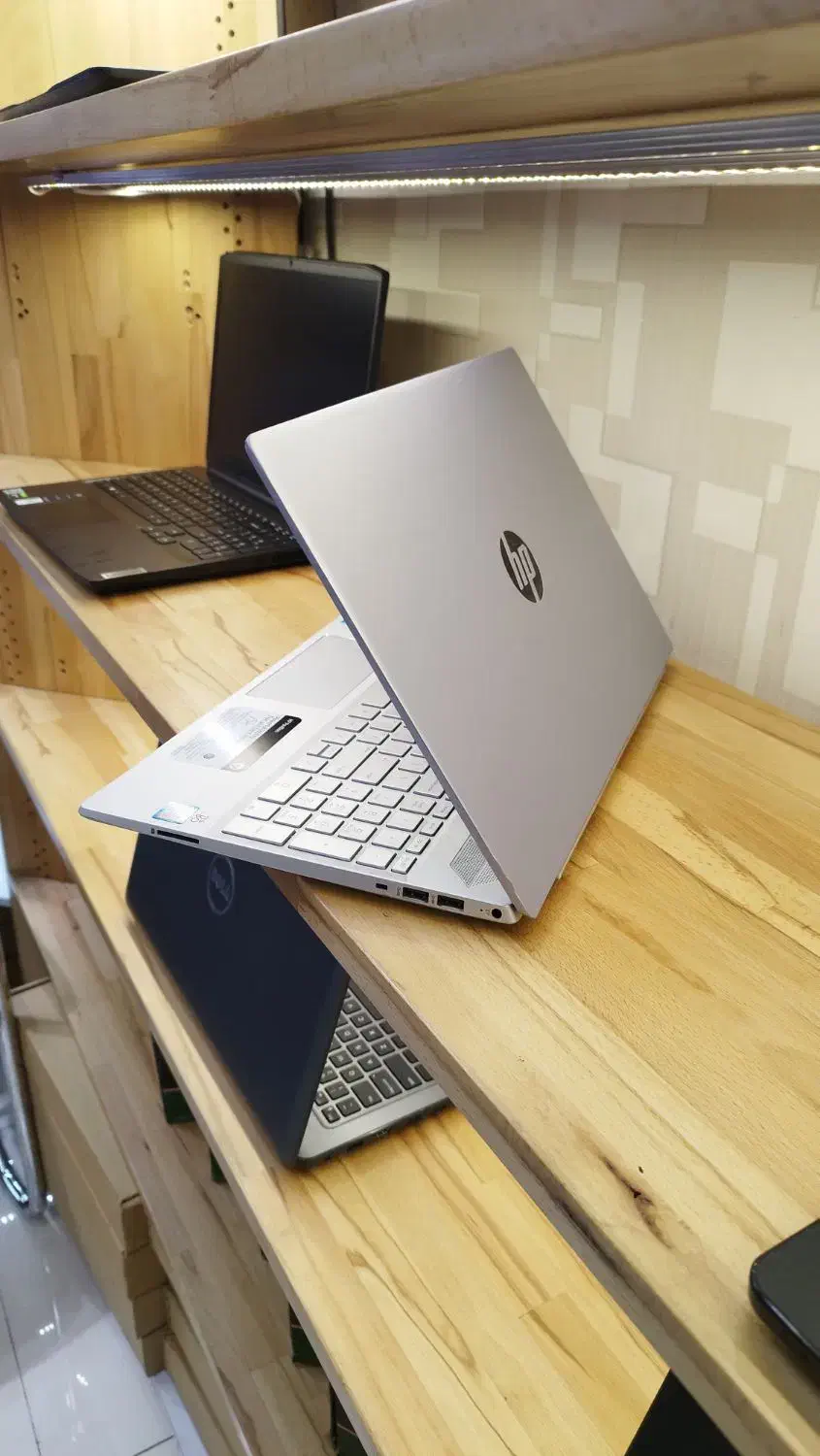 لپتاپ استوک hp بدنه فلزی و صفحه لمسی بسیار تمیز|رایانه همراه|تبریز, |دیوار