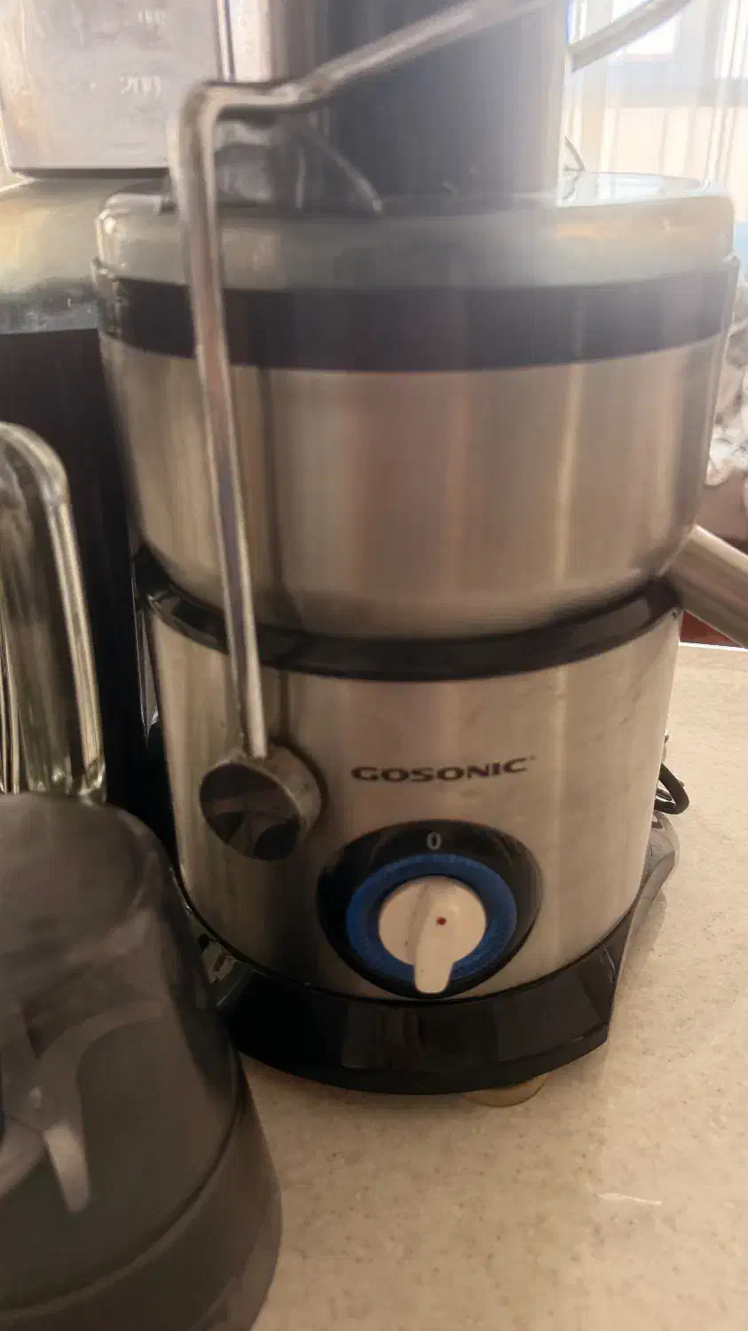 ابمیوه گیری|آبمیوه‌گیر و آب‌مرکبات‌گیر|قم, چهل درخت‎|دیوار