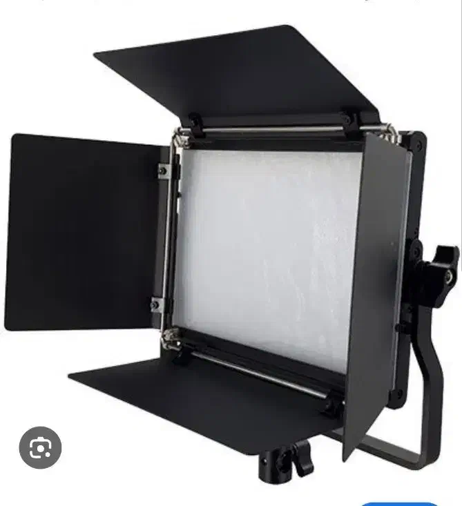 فروش نور حرفه ای جهت عکاسی تولید محتوا|دوربین عکاسی و فیلم‌برداری|شیراز, درکی|دیوار