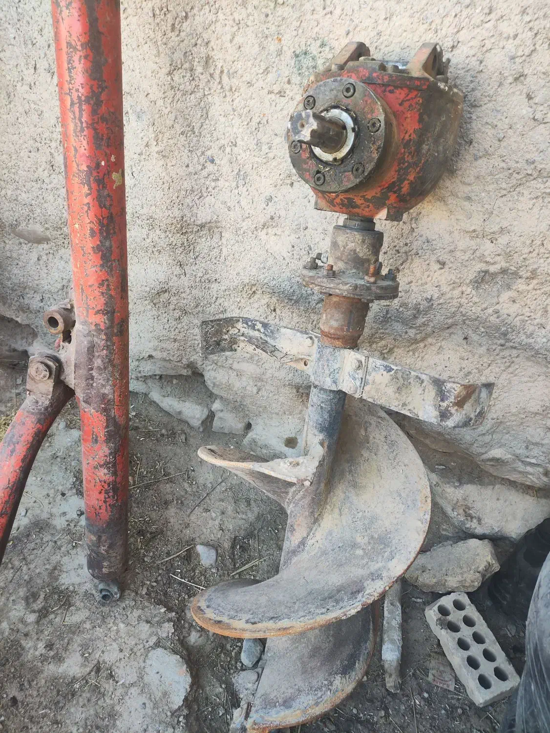 چاله کن پشت تراکتوری|ابزارآلات|قوچان, |دیوار