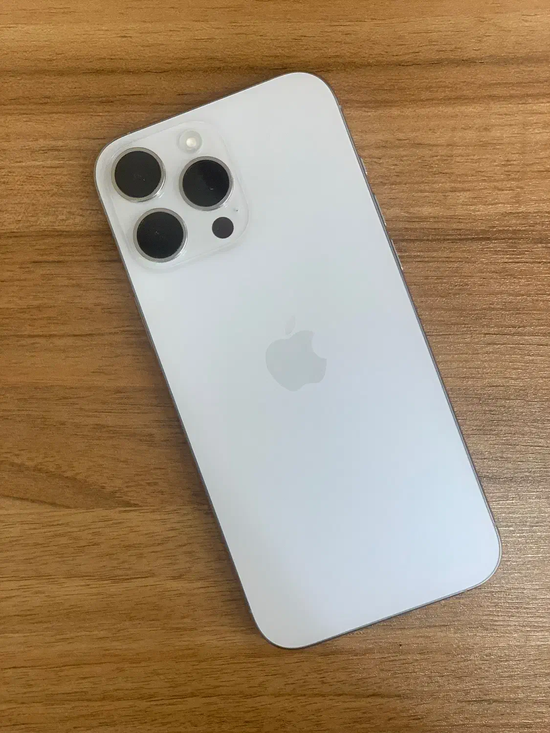 آیفون ۱۶ پرومکس ۲۵۶ رجیستر شده باتری ۹۵٪|موبایل|زنجان, |دیوار