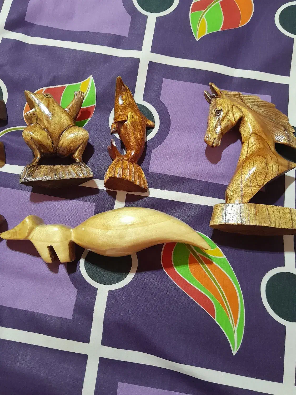 مجسمه های چوبی|مجسمه، تندیس، ماکت|لنجان, |دیوار