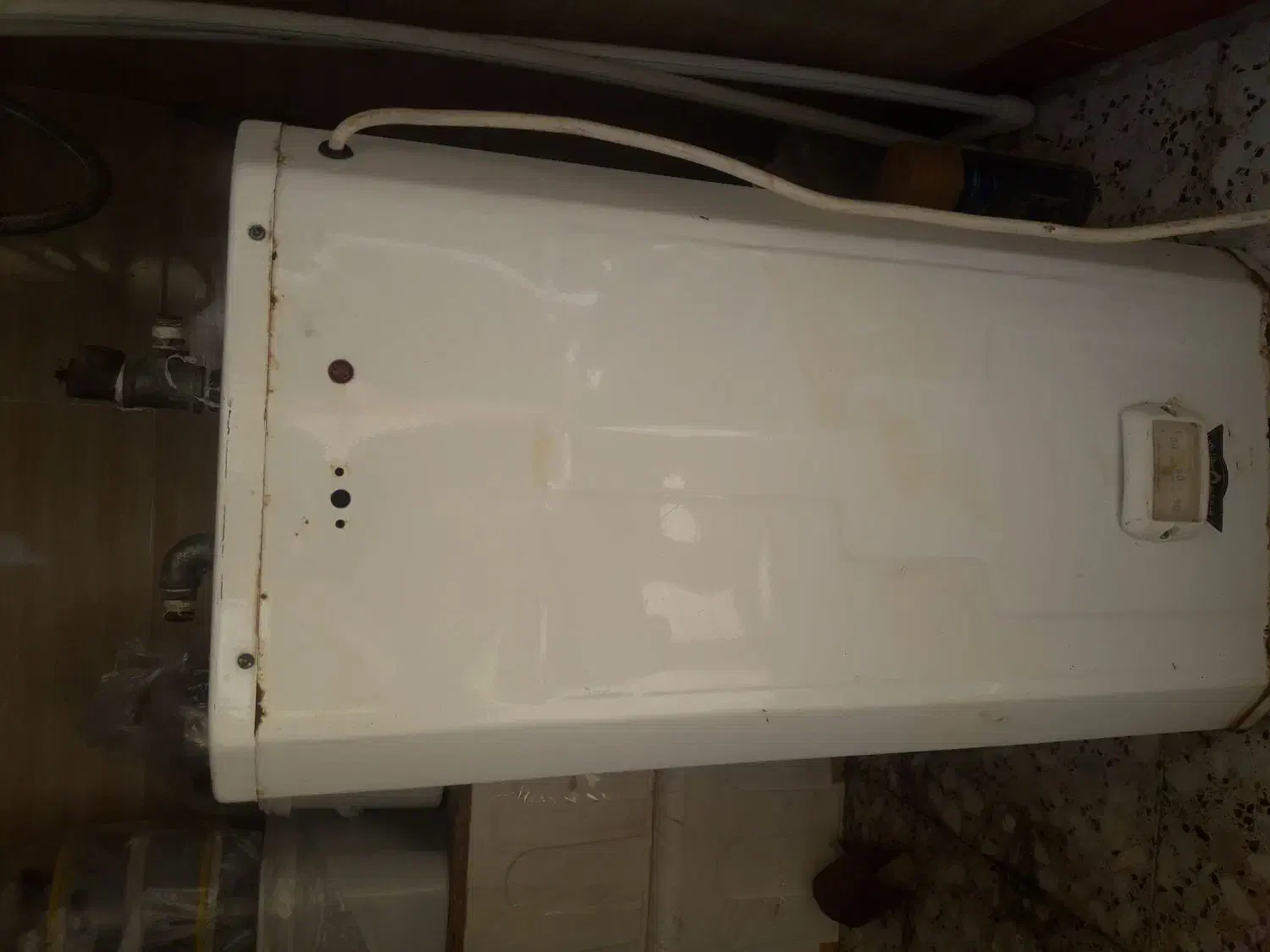 آبگرمکن برقی دیواری شعله طلایی ۶۰لیتری|آبگرمکن، پکیج، شوفاژ|آبادان, |دیوار