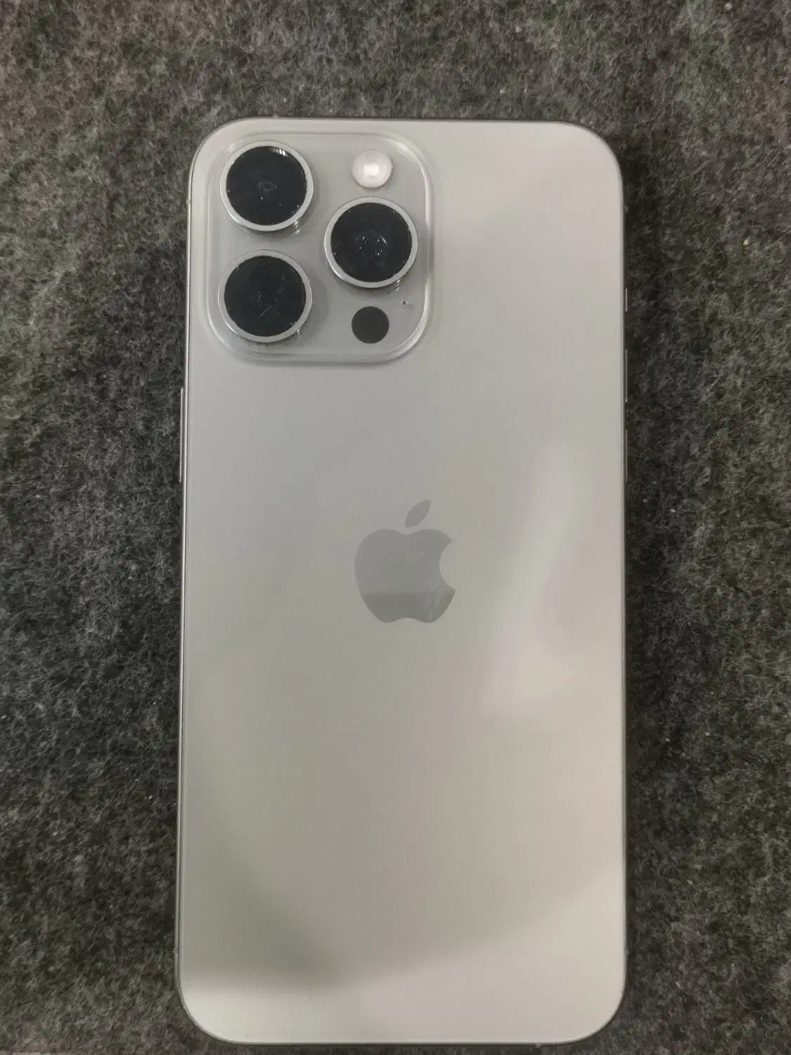 15pro max|موبایل|تهران, فلسطین (میدان انقلاب)|دیوار