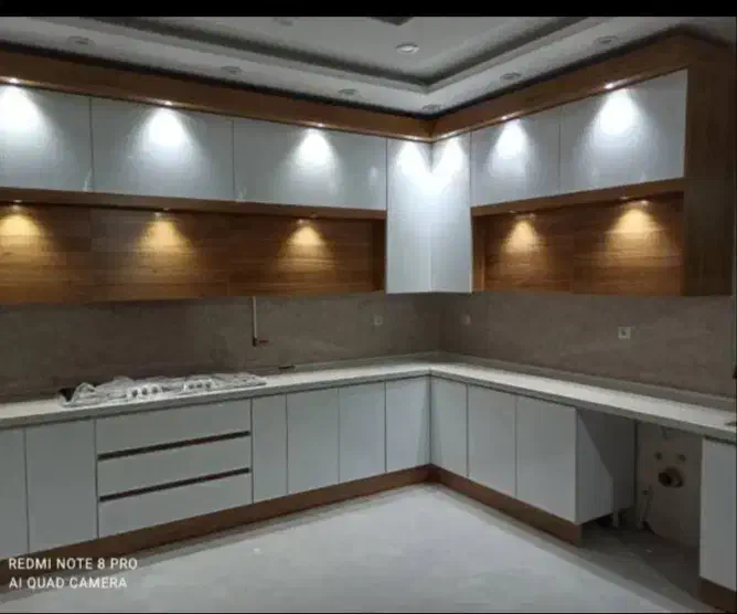 نصاب وساخت کابینت وکمد دیواری وتعمیرات|خدمات پیشه و مهارت|قم, پردیسان|دیوار