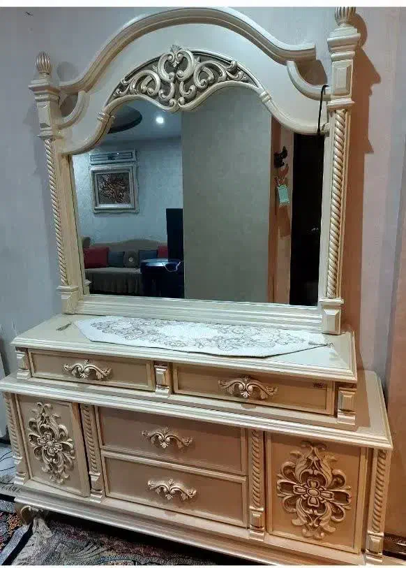 آینه کنسول|بوفه، ویترین، کنسول|تهران, شهید رجایی|دیوار