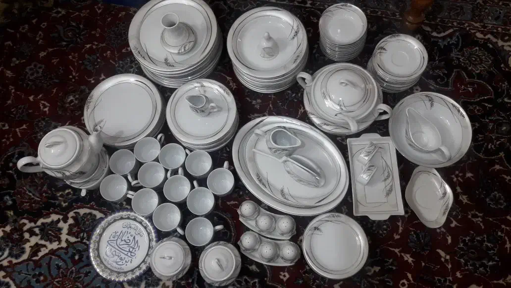 سرویس غذاخوری و صبحانه خوری|ظروف سرو و پذیرایی|اصفهان, مهدیه|دیوار