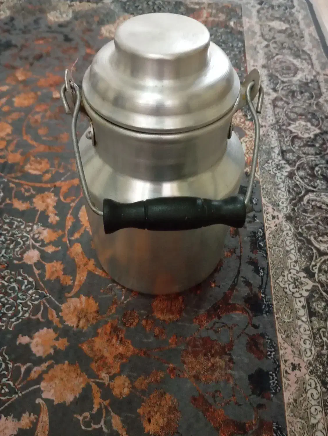 تعدادی ظروف روحی در پیروزی|ظروف سرو و پذیرایی|تهران, ائمه اطهار|دیوار