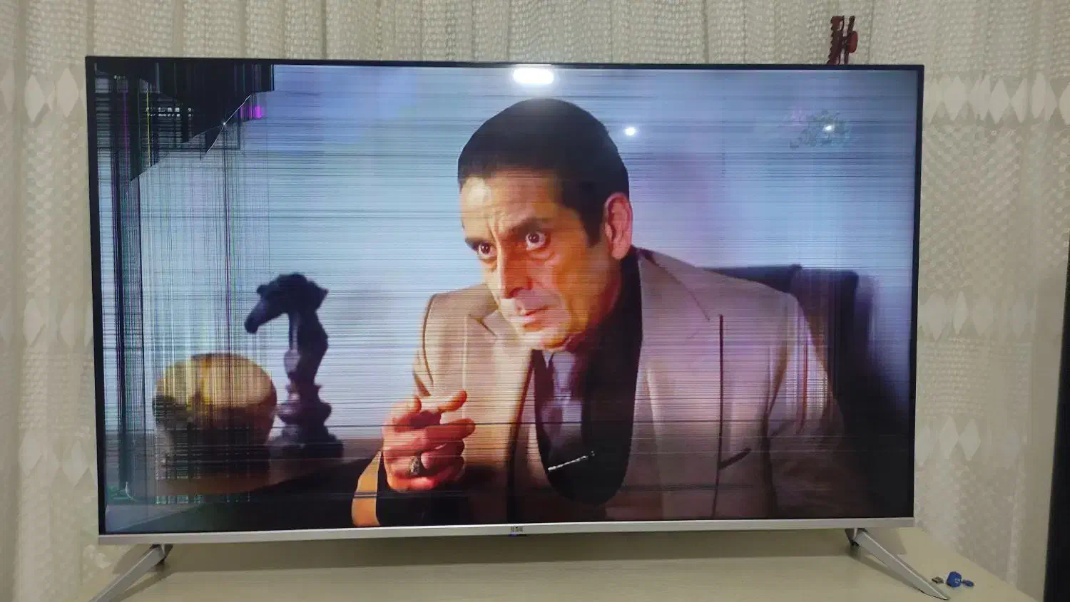 تلویزیون 55اینچ راک|تلویزیون و پروژکتور|بجنورد, |دیوار