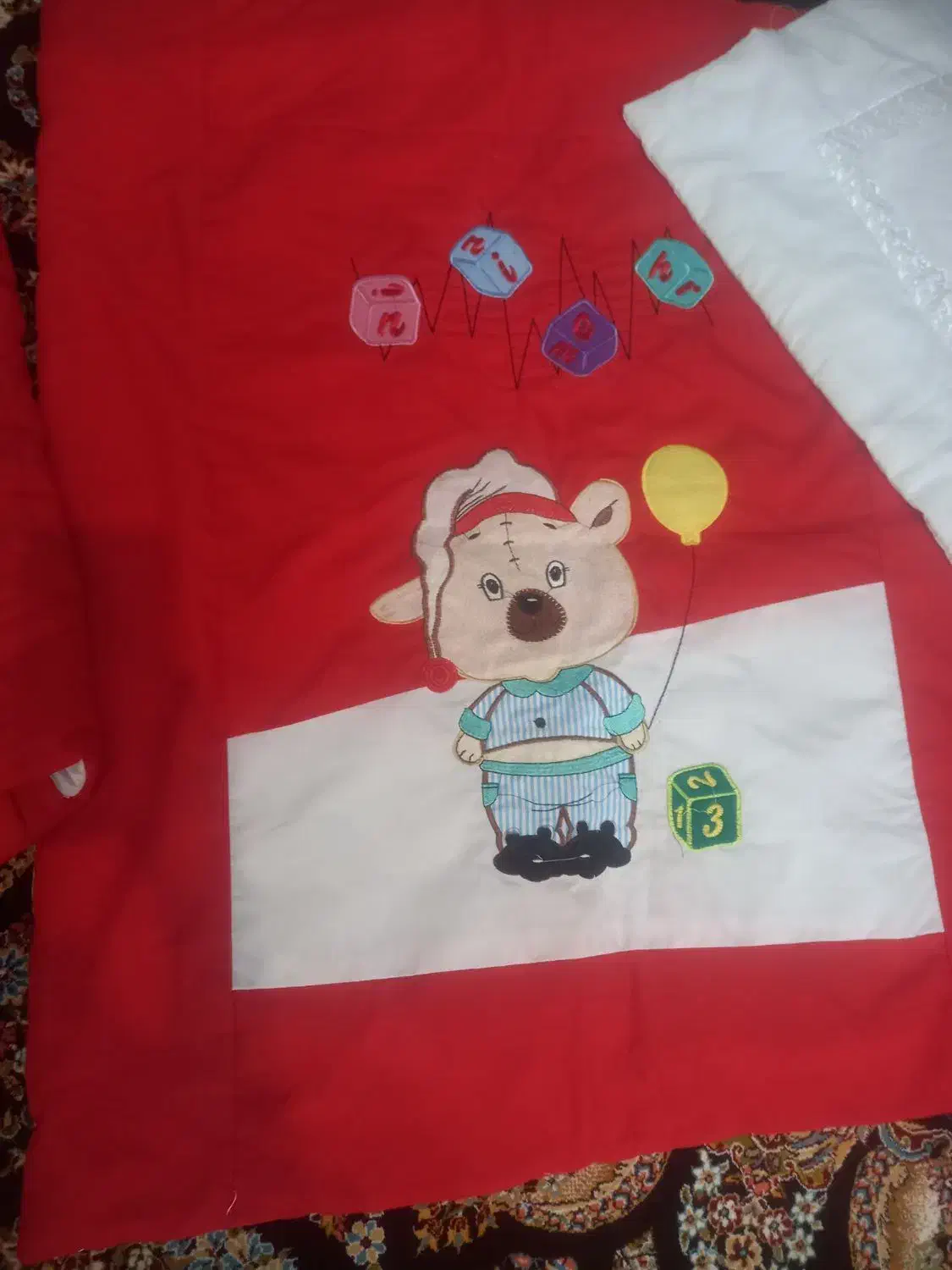 ست پتو و تشک و قنداق فرنگی|تخت و صندلی بچه|مشکین‌دشت, |دیوار