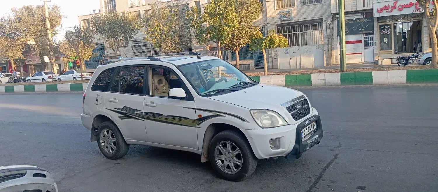 x33 تمیز لاستیک جلوها ۱۰۰ عقب ۷۰|خودرو سواری و وانت|اراک, |دیوار