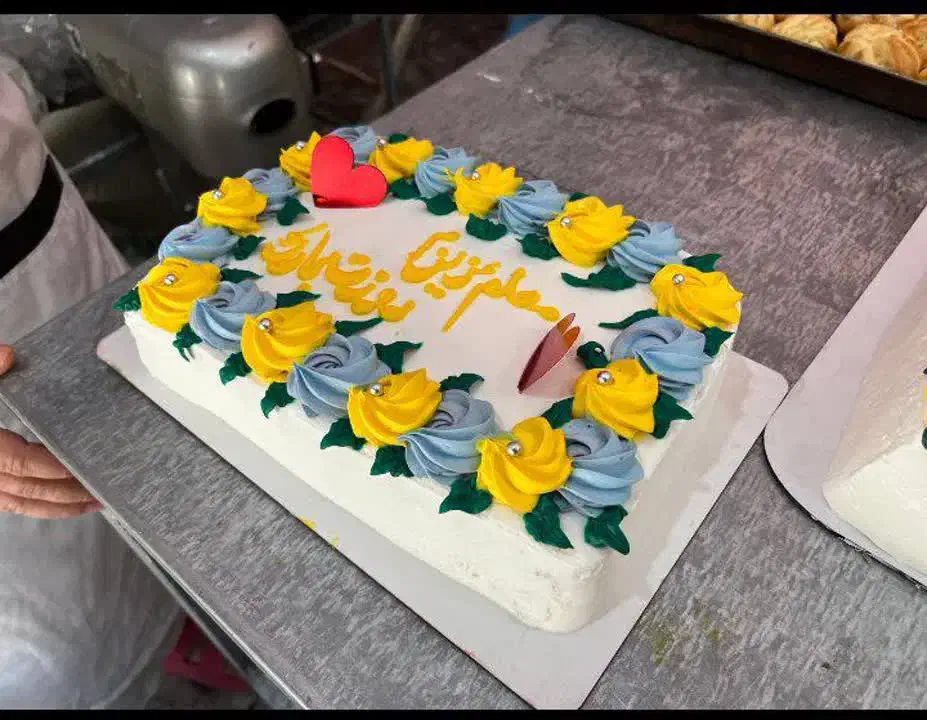 کیک خامه ای کم ارتفاع|خوردنی و آشامیدنی|قم, جمکران|دیوار