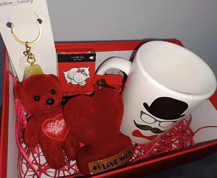 باکس ولنتاین|کلکسیون و سرگرمی|قم, بکایی|دیوار