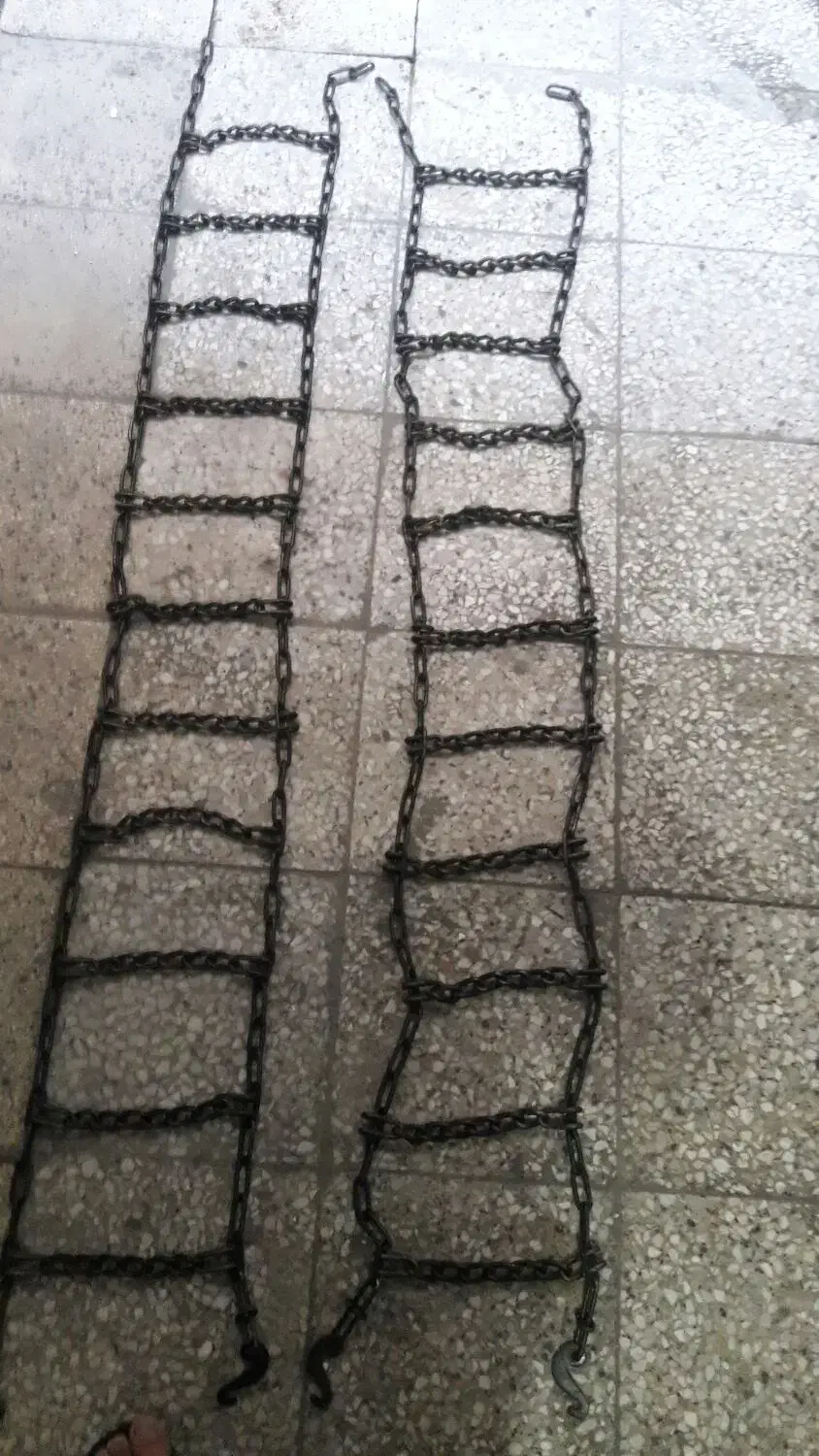 دوجفت زنجیر چرخ نو کار نکرده است مینی بوس میباشد|قطعات یدکی و لوازم جانبی|ری, شهید غیوری (ابن باویه)|دیوار