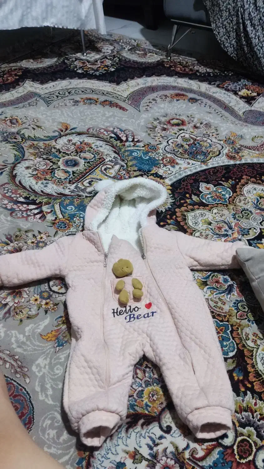 سلام پالتو تا یکسال|کفش و لباس بچه|بومهن, |دیوار