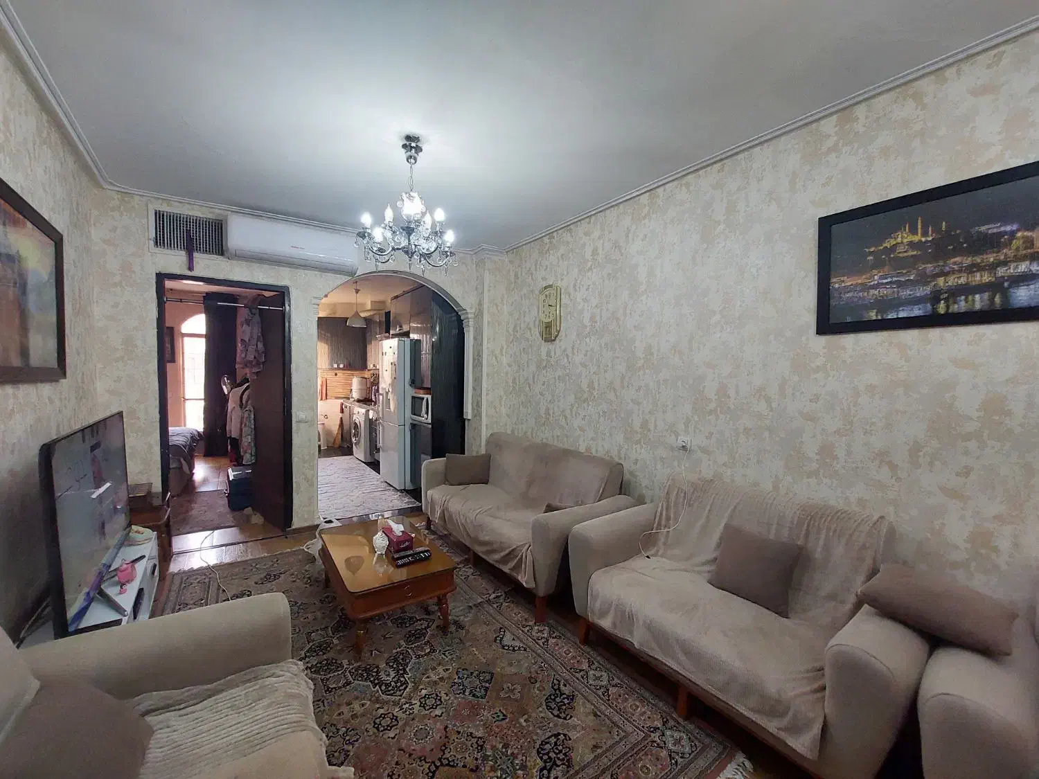 اجاره آپارتمان ۶۰ متری صادقیه جناح