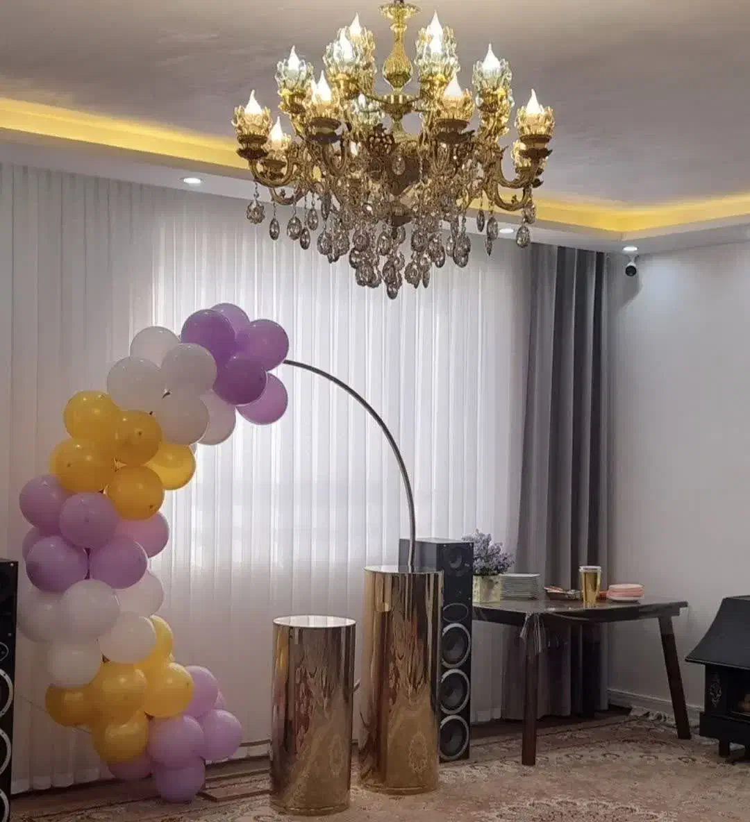 لوستر برنجی|لوستر و چراغ آویز|بروجرد, |دیوار