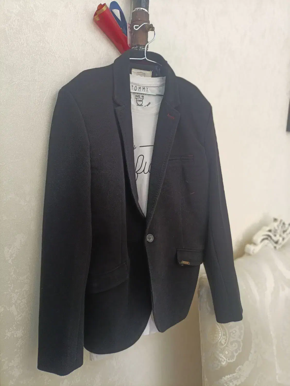 کت پسرانه|لباس|قدس, شهرقدس|دیوار