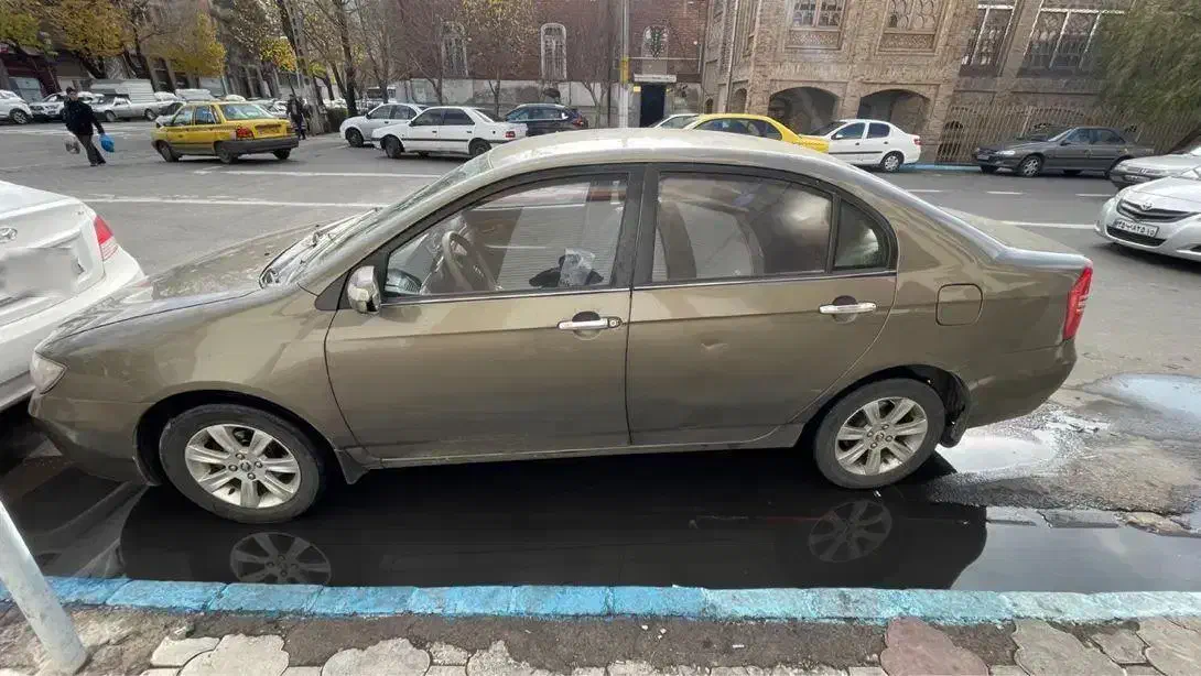 لیفان ۶۲۰ تمیز فروش فوری|خودرو سواری و وانت|تبریز, |دیوار