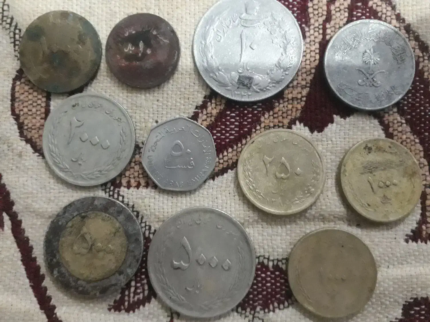 سکه های قدیمی|کلکسیون سکه، تمبر، اسکناس|گنبد کاووس, |دیوار
