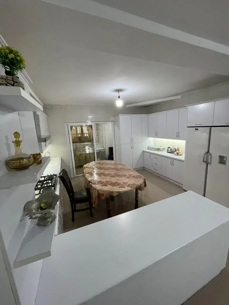 آپارتمان۲۳۷متری/تکواحد/خیابان ساحل|فروش آپارتمان|آستارا, |دیوار